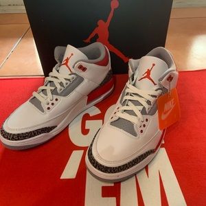 Jordan 3 fire reds🔥
